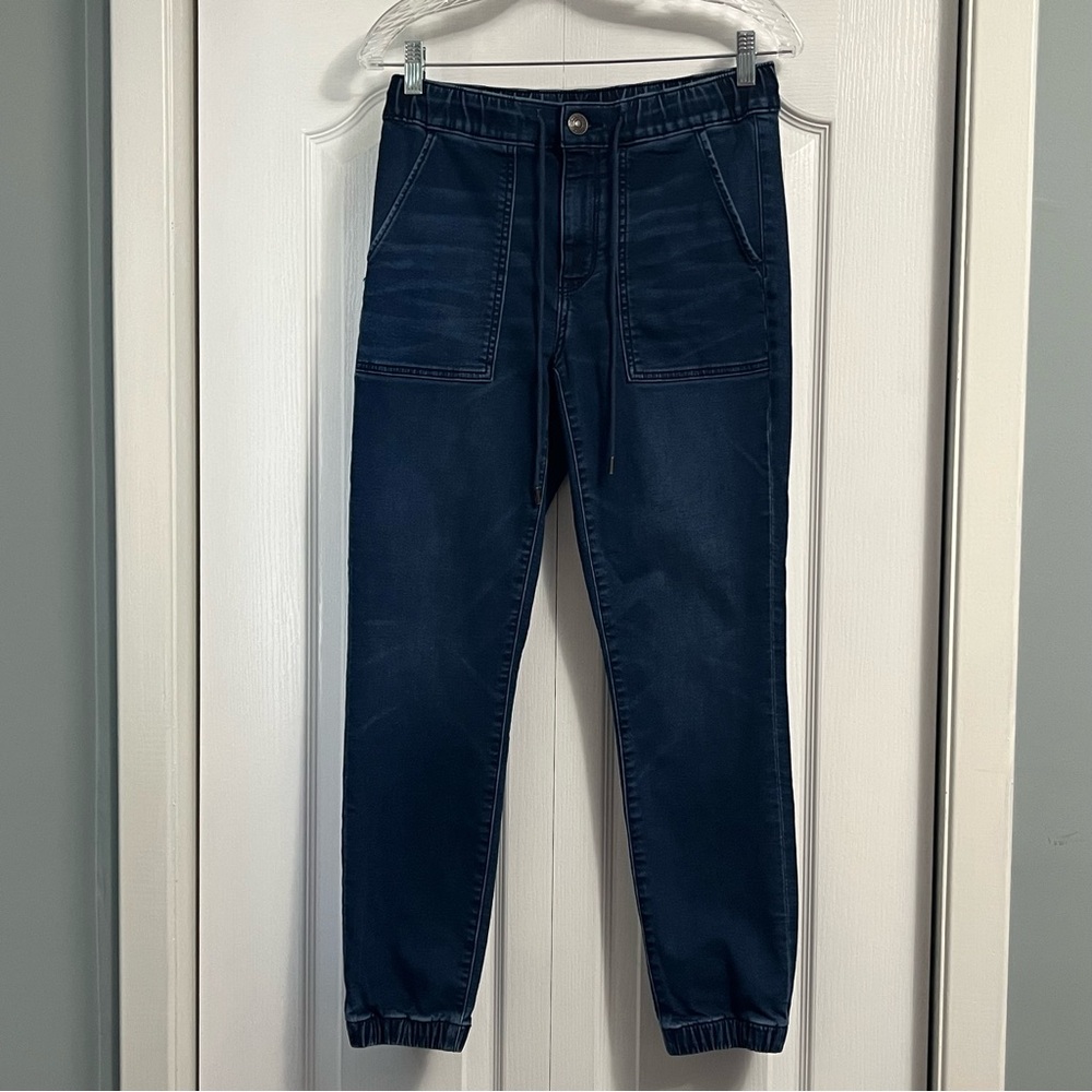 AMERICAN EAGLE Joggers jeans next level stretch size 8 regular blue high rise